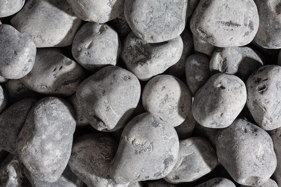 Zwarte sierkeien kopen, Beach Pebbles Black 60 tot 100 mm - Jatu.be grindwebshop